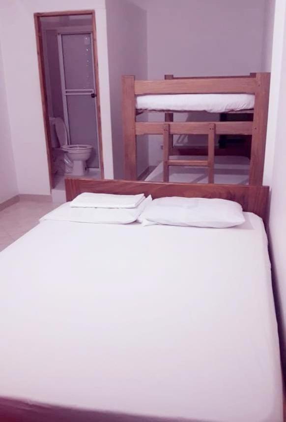 Hostal La Estrella Real Arboletes Bagian luar foto